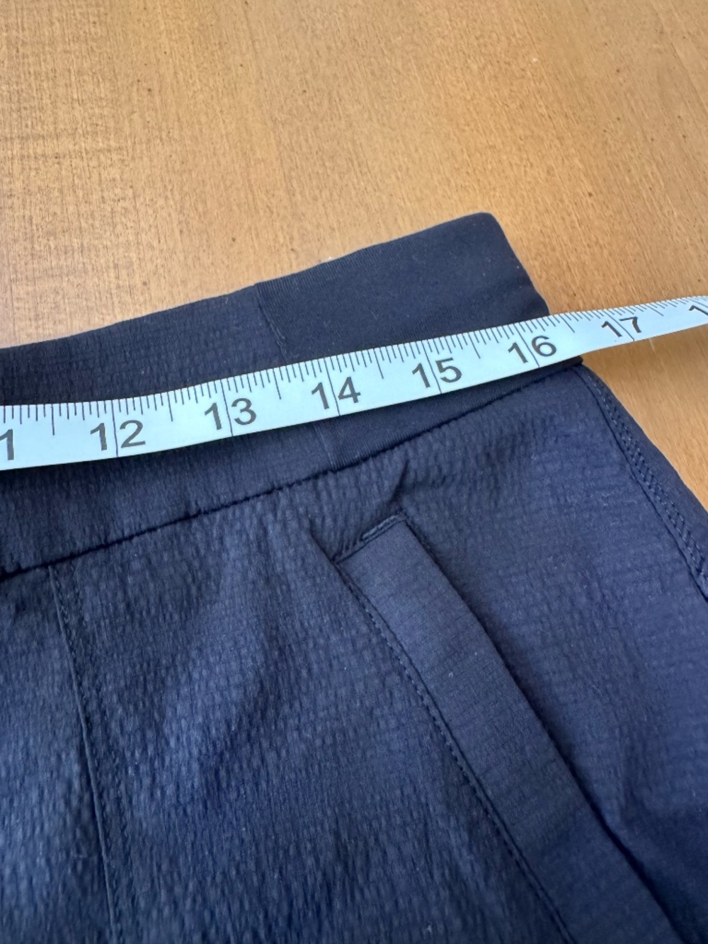Athleta Black Nylon Spandex Utility Shorts Trail Hike Athleisure - Picture 5 of 10